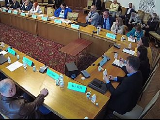 Здравната комисия задължи МЗ да купи допълнителни тестове за диагностика на коклюш