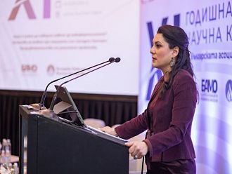 Д-р Петрова: За доброто обгрижване на онкопациентите всички специалности трябва да си подадат ръка