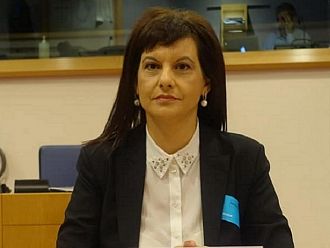 Д-р Даниела Дариткова застана начело на РЛК – Смолян