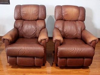 Още двама директори на болници запазват поста си