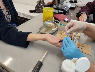 УМБАЛ Бургас кани кръводарители и техни приятели на „Акция КПП“