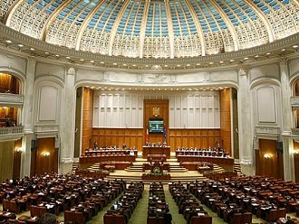 Рязък скок на заплатите на лекари и сестри в Румъния