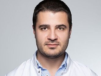 Климатиците могат да увредят гръбначния стълб, предупреждава невролог от Пловдив