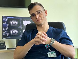 Д-р Александър Бабачев: Съдовата хирургия ме привлече със своята динамика и иновативност