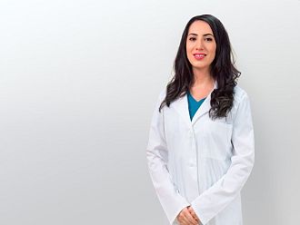 Жените с рак на гърдата да са по-предпазливи през лятото, съветва онколог