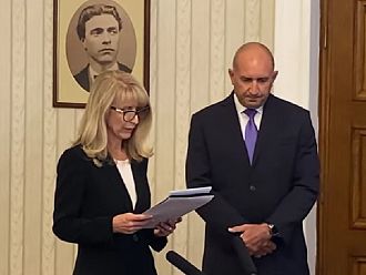 Предложиха доц. Стефановски за служебен министър, президентът отхвърли новия кабинет (Допълнена)