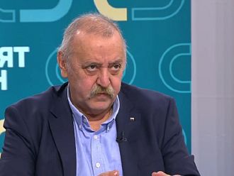 Проф. Кантарджиев: Грипът ще дойде през ноември, а епидемичното му разпространение - през декември