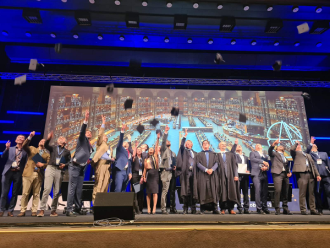 Двама българи получиха европейска диплома по неврохирургия на конгреса на EANS (Обновена)