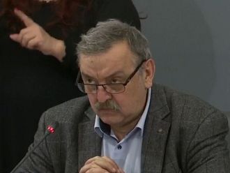 Удостояват проф. Кантарджиев с грамота „Проф. д-р Константин Чилов“