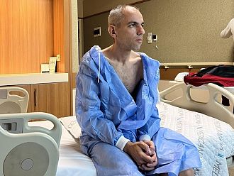 Зов за помощ: 37-годишен военен се нуждае от средства за лечение на рак на панкреаса