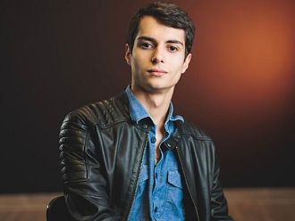 Васил Хаджидеков: Привлича ме безкрайността на знанията в медицината, тя се докосва до много неща