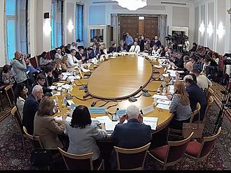 Цените на клиничните пътеки няма да бъдат намалявани