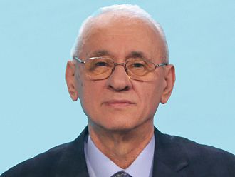 През 2024 г. средната заплата на лекарите в държавните болници е била 1998 лв.