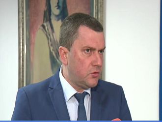 Пет акушерки запушват пробойната в АГ отделението на пернишката болница