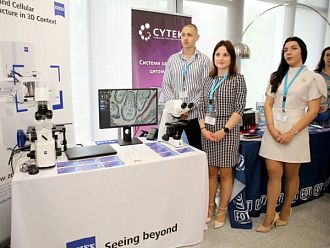 Бъдещи биофизици и преподаватели представиха в МУ – Пловдив най-новите технологии в областта на лабораторната апаратура