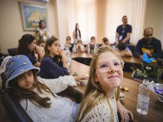 Четвъртокласници дариха ледогенератор за донорски ситуации на УМБАЛ „Св. Марина“ – Варна