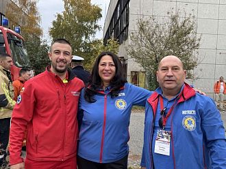 Семейство парамедици въвежда у нас златния стандарт в поддържането на живота при травми