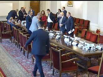 Здравната комисия прие регламента за първа помощ и отхвърли дигитализирането на болничните