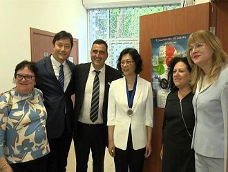 Китайска делегация посети Университетския център по източна медицина на МУ – Варна