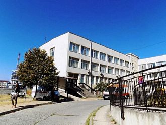 Глад за медицински сестри в болницата в Поморие