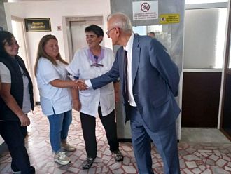 Обмисля се млади специалисти в отдалечени райони да се подпомагат чрез телемедицина