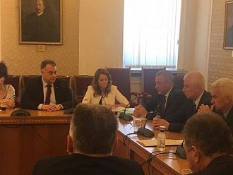 МЗ предлага програми за профилактика на онкологичните и сърдечносъдовите заболявания