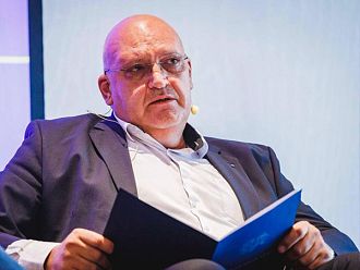 Д-р Брънзалов: Лекарите не са „стока“, която може да бъде подменяна