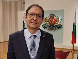 Д-р Сотиров: Вместо антибиотици в ПЛС трябва да бъдат включени ваксините