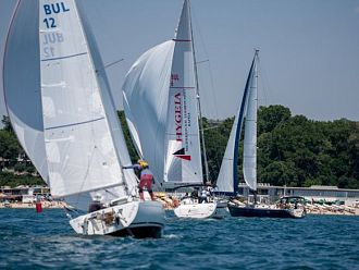 Отборът по ветроходство на МУ-Варна се класира на 4-то място на регата