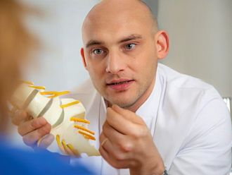 Проф. Хорачек: Има много иновации и скорошни научни разработки, които рутинно използвам в Германия и нямам търпение да предложа на българските пациенти