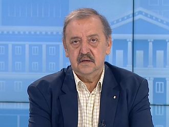 Проф. Кантарджиев: Хидратирането на организма е от първостепенно значение при диария или повръщане