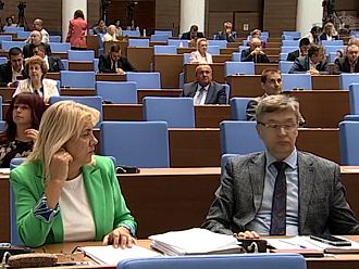 Д-р Хасан Адемов стана член на комисията по здравеопазване