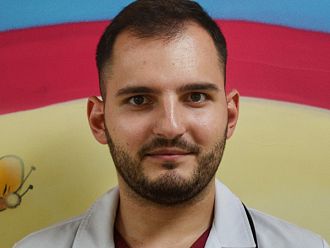 Д-р Денис Стоянов: Когато общувам с деца, винаги се впечатлявам от чистотата и искреността на емоциите им