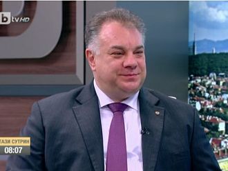 Радиовръзка в линейките има, готвим нов договор за поддръжка на по-ниска цена