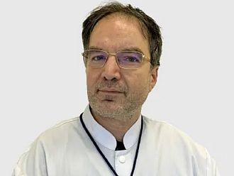 Доц. Попов: Хроничният цистит се лекува с антибиотик задължително след антибиограма