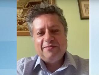 Д-р Ашкан: Никога няма да забравя цигуларката, която свири прекрасно, докато изрязвах мозъчния й тумор