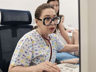 Доц. Левунлиева: Учестеното дишане и бързата умора при децата са предупредителни знаци за кардиологичен проблем