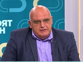 Д-р Брънзалов за потребителската такса: Безплатната карта за транспорт ватманът ли я плаща?