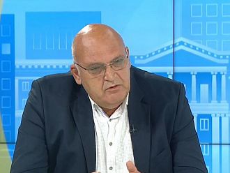 Д-р Брънзалов: Хартията остава в историята, не искайте бележки от лекарите