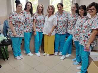 Осем студенти по специалността „Медицинска сестра“ започнаха практика в МБАЛ „Д-р Братан Шукеров“