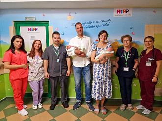 Екипът на УМБАЛ „Софиямед“ изписа здрави близнаци, родени в тежко състояние