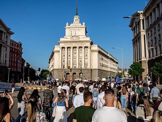 Младите медици излизат на нов протест във вторник