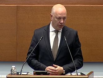 Росен Желязков: Заплатите на младите медици не трябва да бъдат обвързани със средната работна заплата