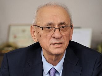 Министърът: Оптимист съм, че ще намерим пресечната точка за КТД