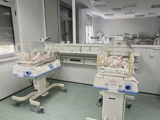 Три двойки близнаци в един ден се родиха в УМБАЛ „Канев“