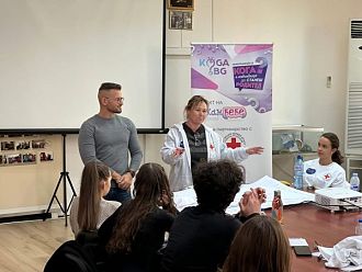 Доброволци се обучават за училищни лектори по сексуално и репродуктивно здраве