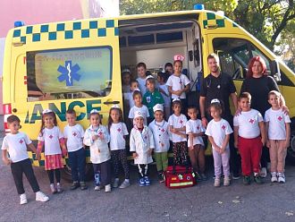 Д-р Бакалов от МБАЛ – Пазарджик разказа на деца от детска градина за работата на лекаря