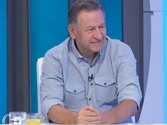 Решението за болниците с дългове е приватизация