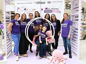 Инициативата „Малки стъпки на големи герои“ обедини хиляди в подкрепа на преждевременно родените