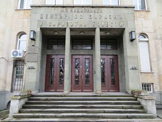 Почти двойно по-малко случаи на COVID, спад на гастроентерити и ентероколити